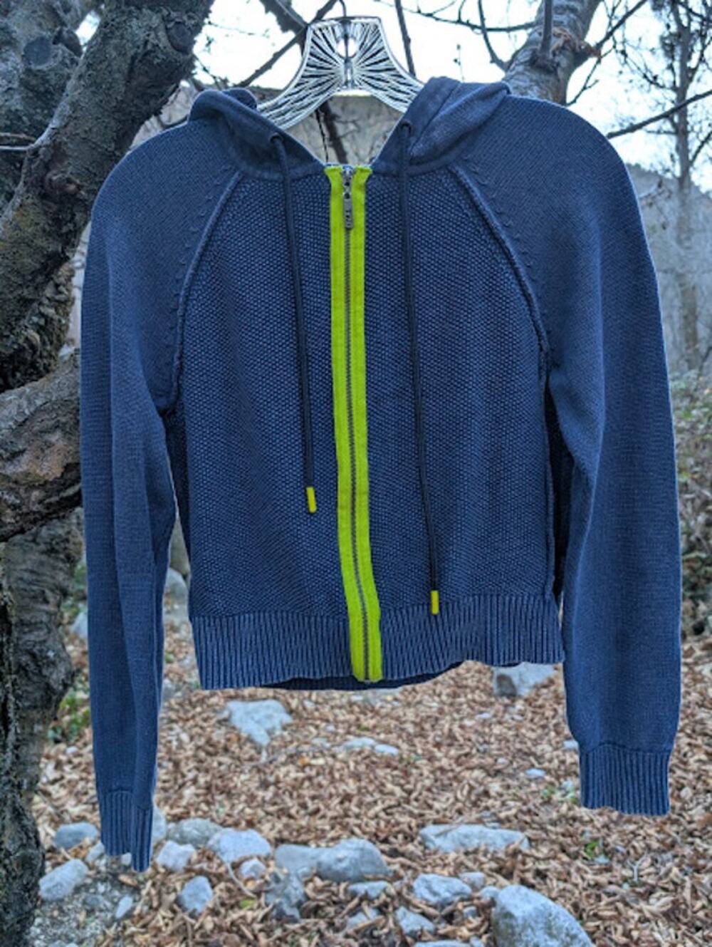 TOMMY HILFIGER DENIM BRAND woman zipup hoodie sweater XS blue with yellow zipper